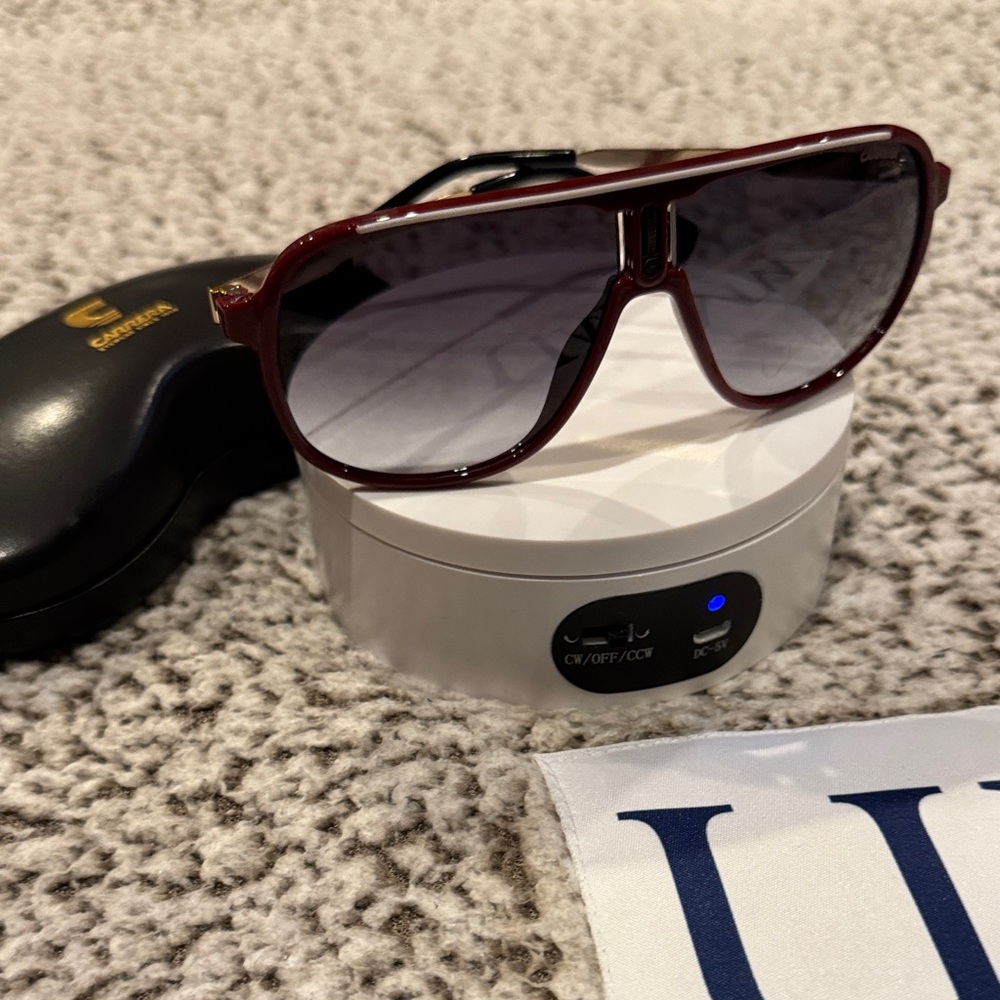 NWT Carrera Aviator Stylish  Burgundy Sunglasses